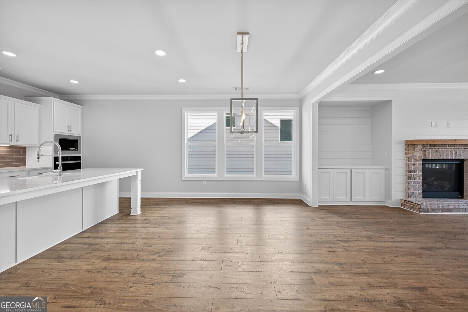 5550 Spring Street Flowery Branch - Photo 8