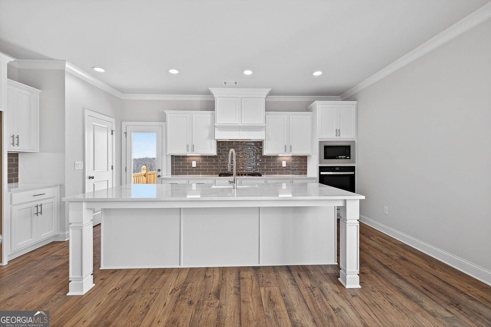 5550 Spring Street Flowery Branch - Photo 9