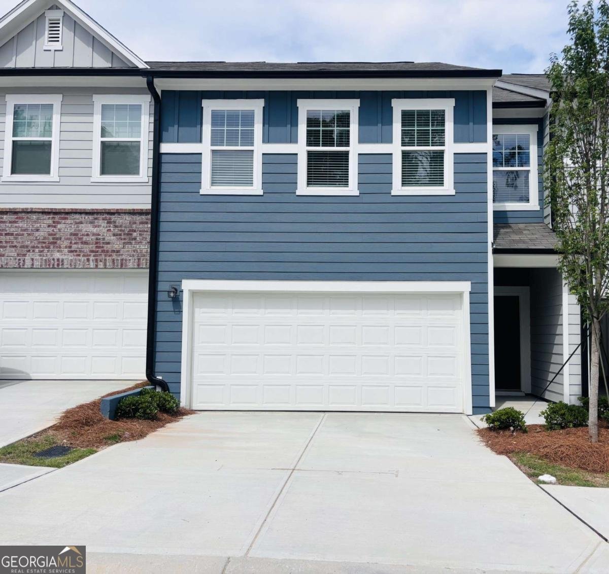 3032 Osier Circle Douglasville - main photo
