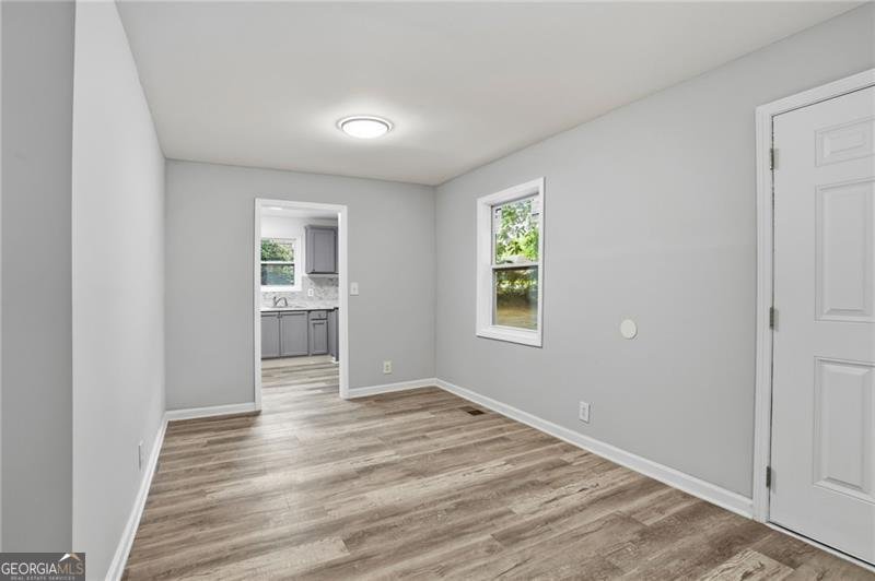 5160 Ellen Street Forest Park - Photo 9