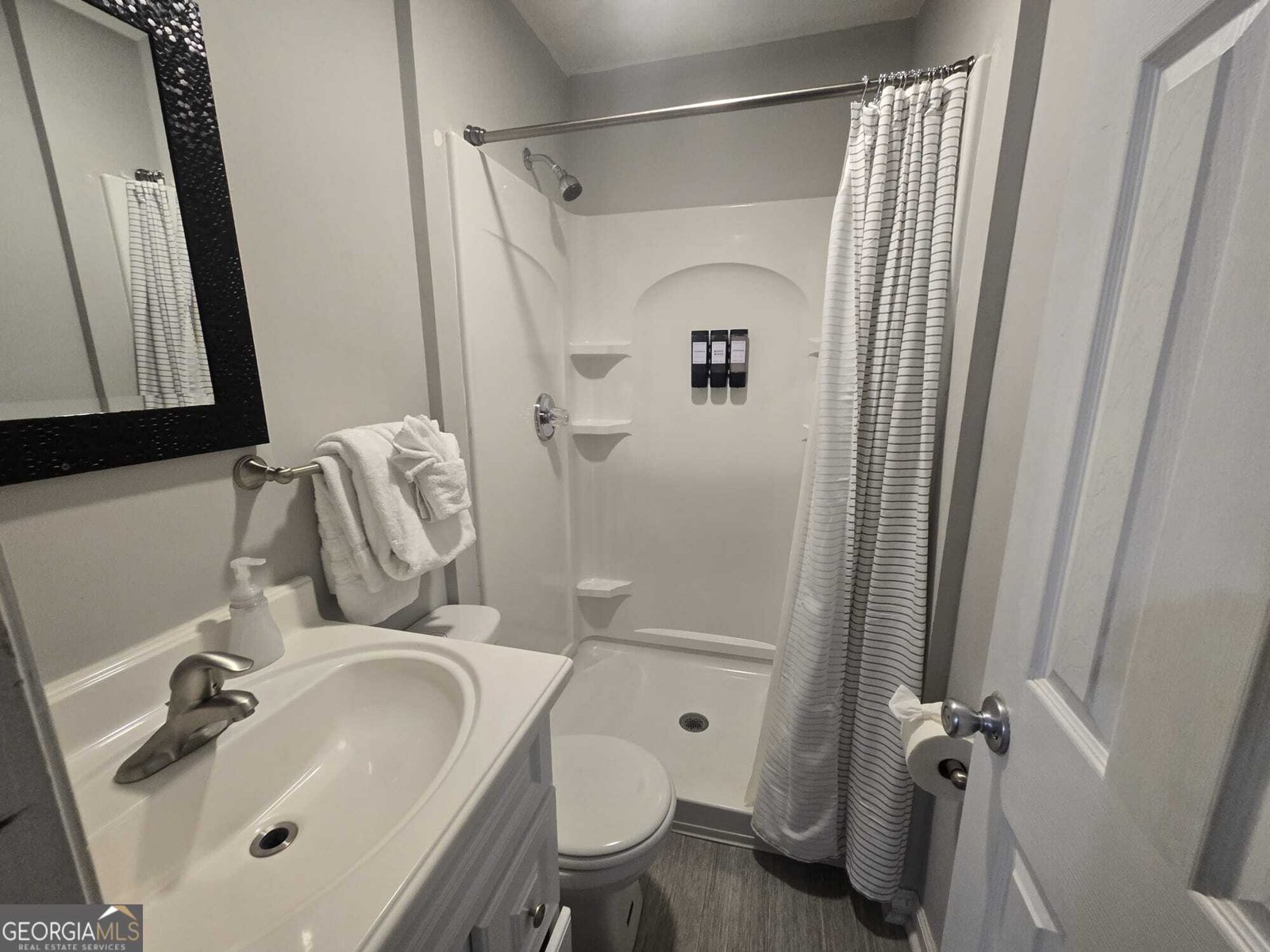 3938 Edgewood Circle Columbus - Photo 10