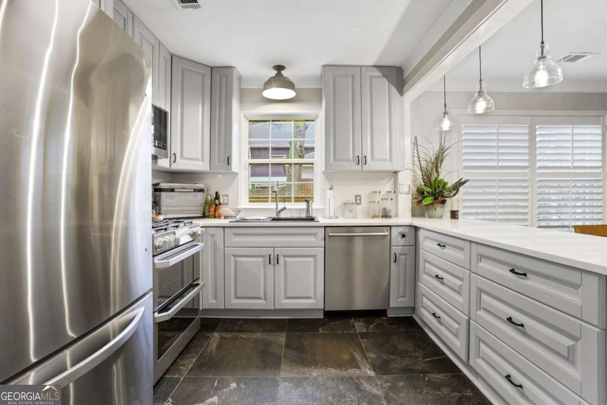1444 Mcpherson Avenue Atlanta - Photo 10