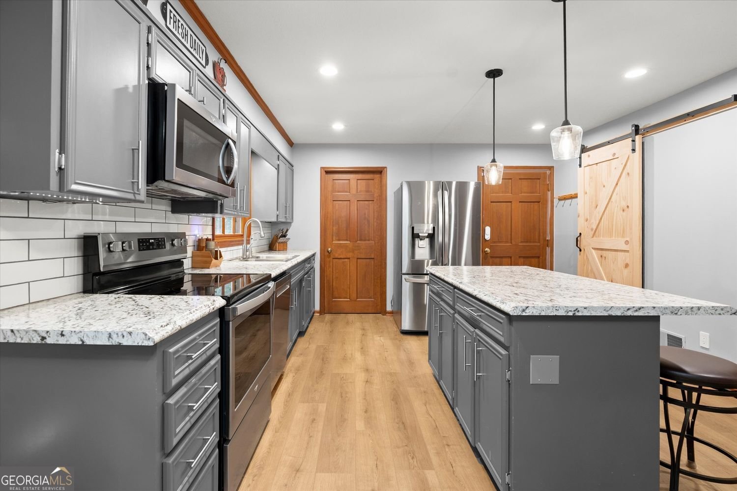 4052 Oak Harbour Circle Gainesville - Photo 11