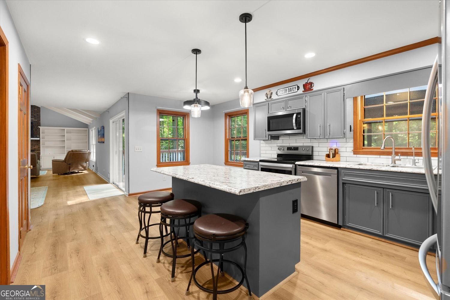4052 Oak Harbour Circle Gainesville - Photo 15