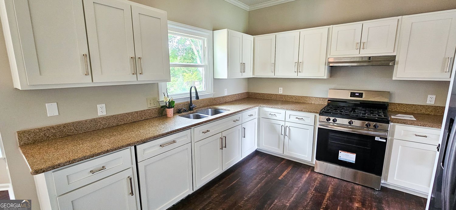 10590 Stonepoint Place Johns Creek - Photo 6