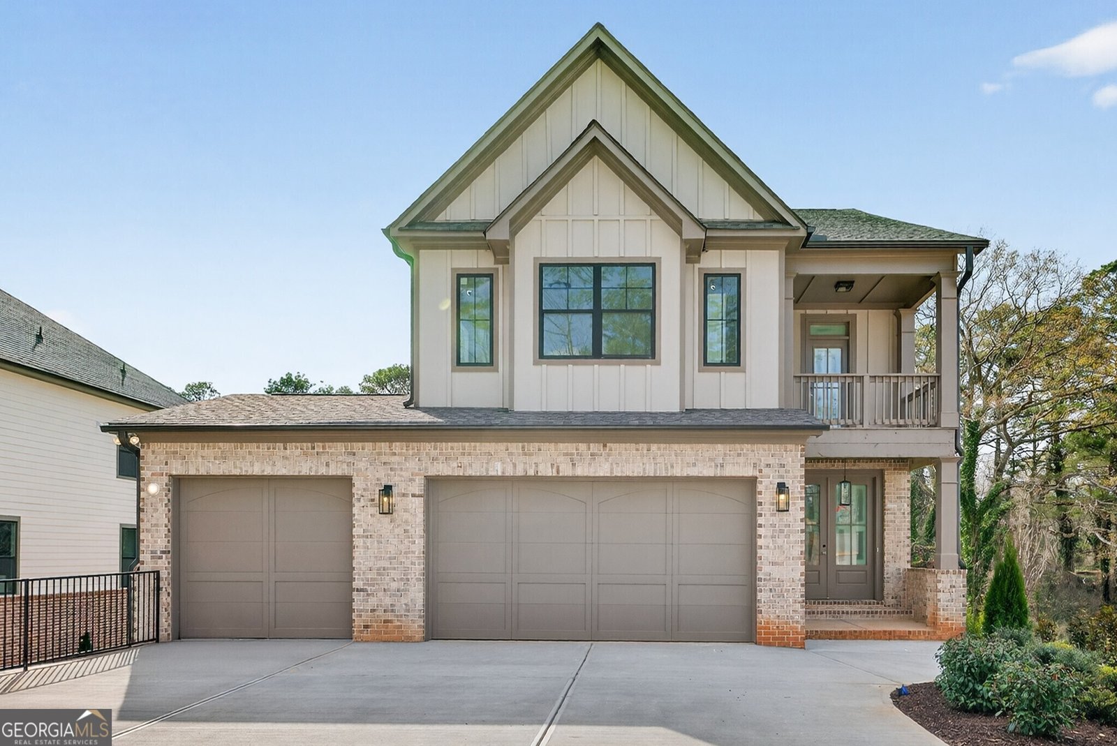 3265 Hilltop Circle Marietta - main photo