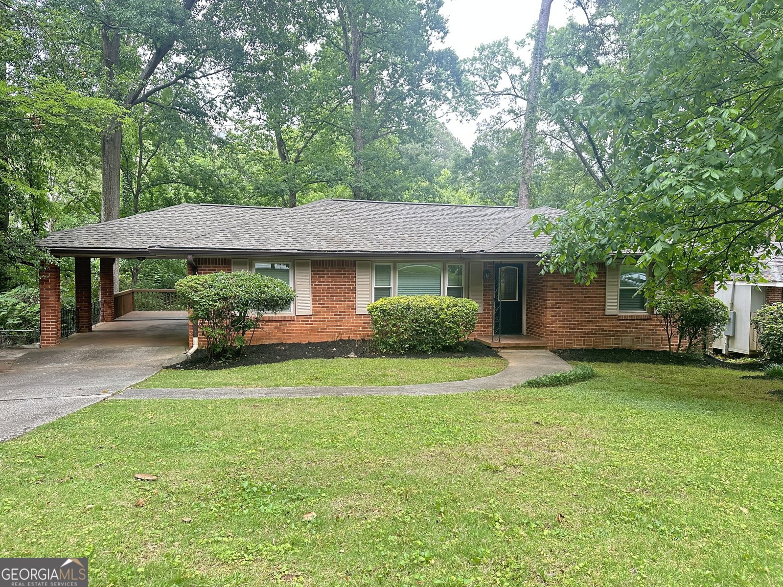 2181 Medfield Trail Atlanta - main photo