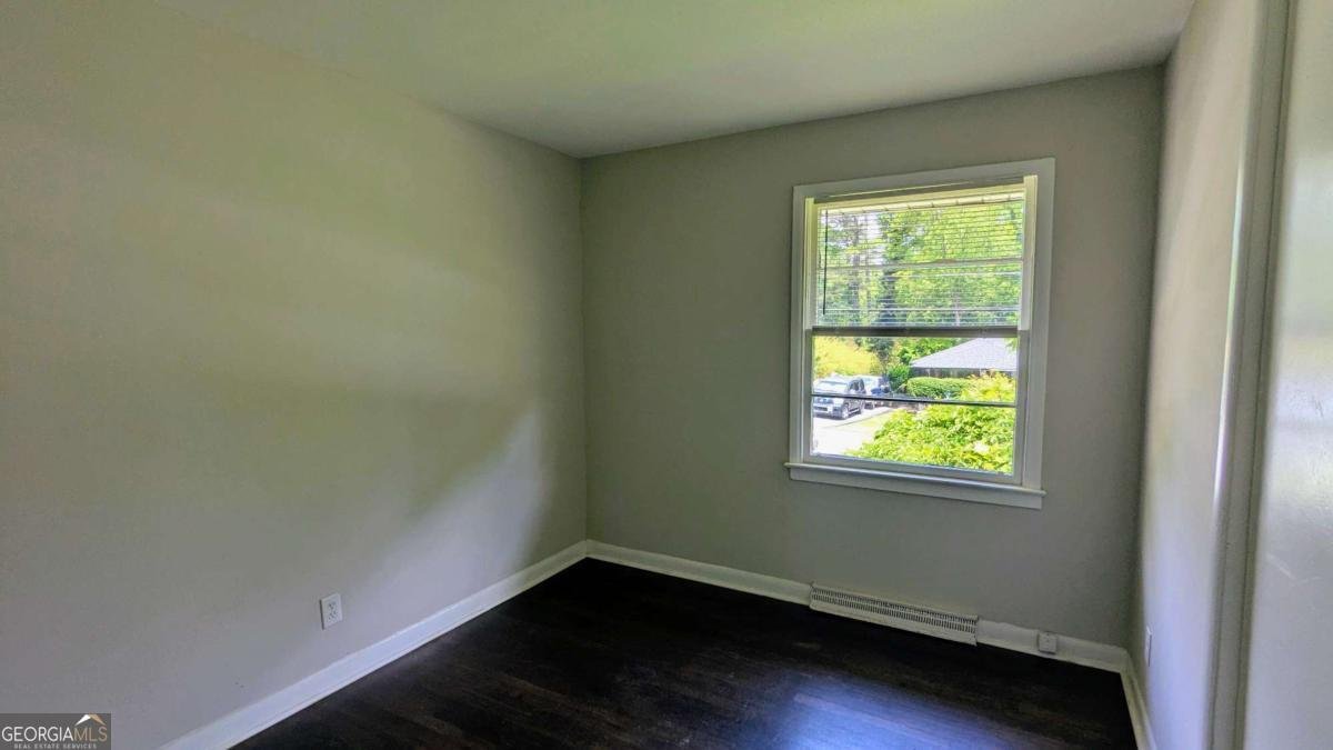 2381 Woodland Drive Kennesaw - Photo 12