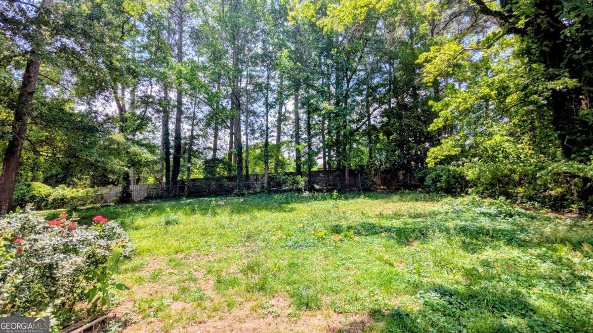 2381 Woodland Drive Kennesaw - Photo 14