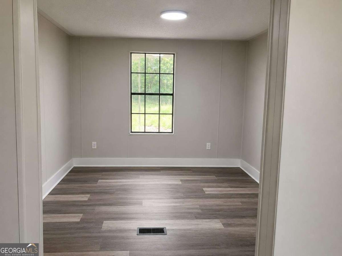 400 Kellogg Drive Colbert - Photo 23