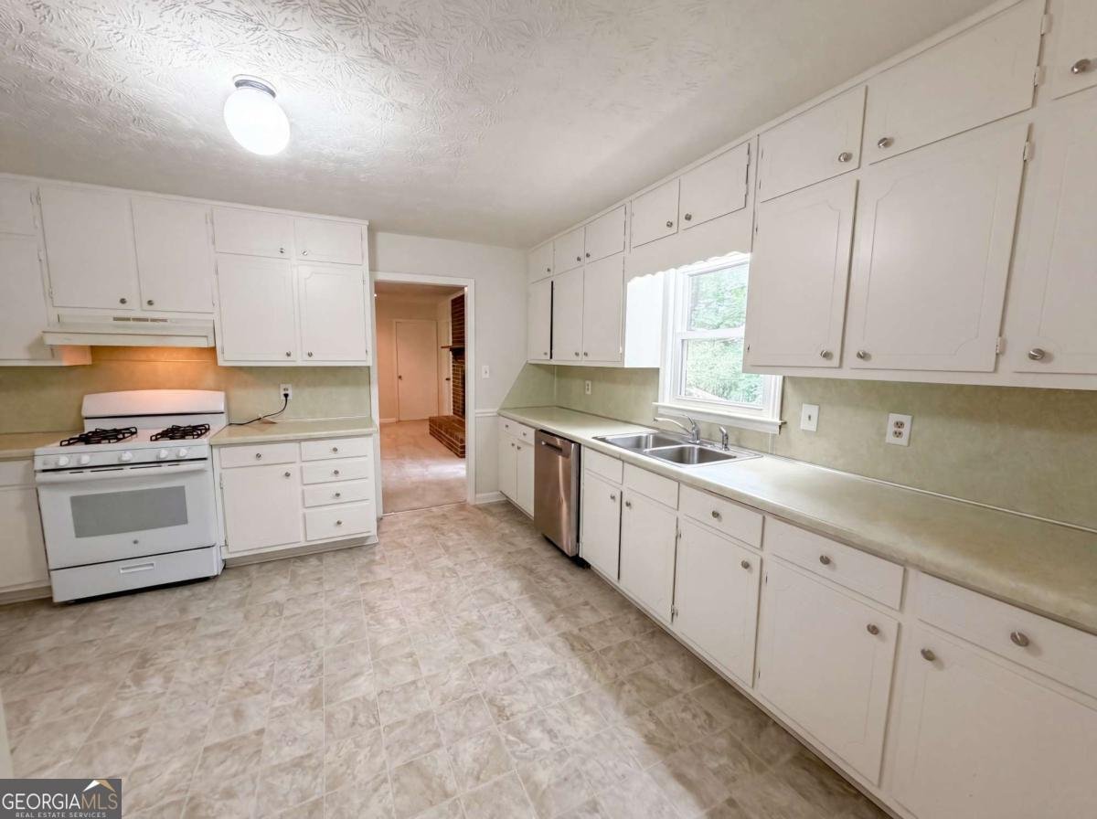 4402 Shore Lane Norcross - Photo 6