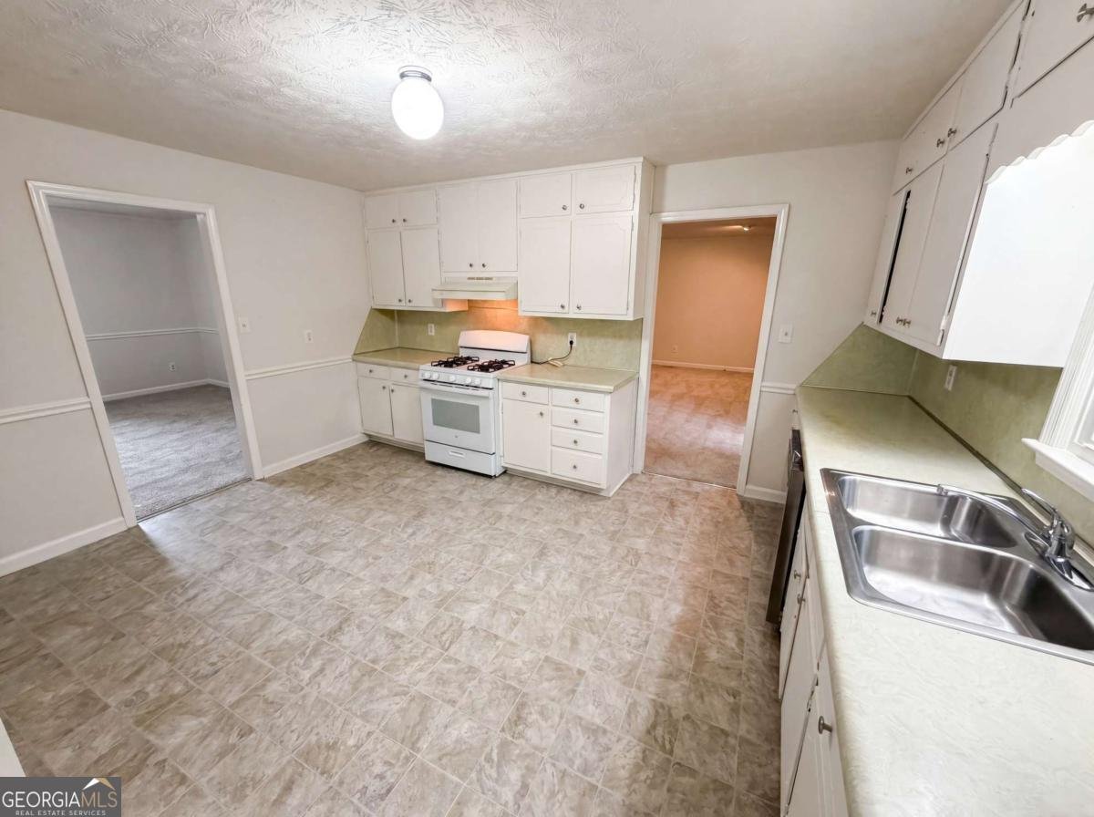 4402 Shore Lane Norcross - Photo 7