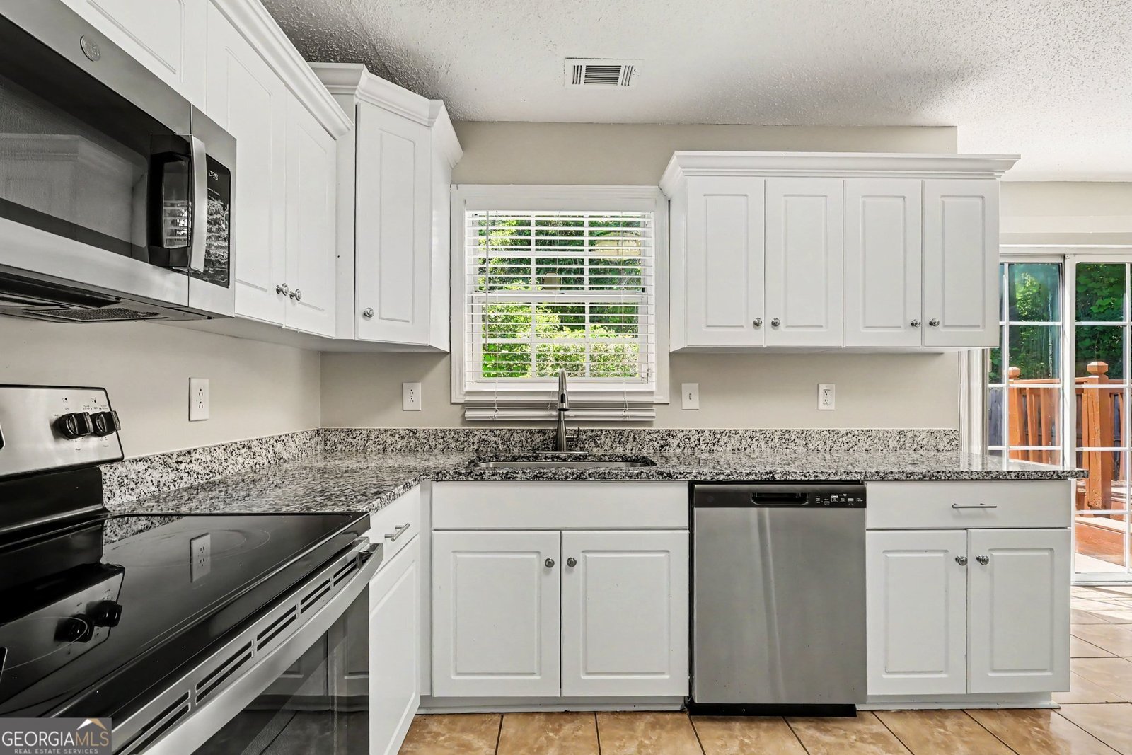 4489 Chestnut Lake Avenue Lithonia - Photo 9