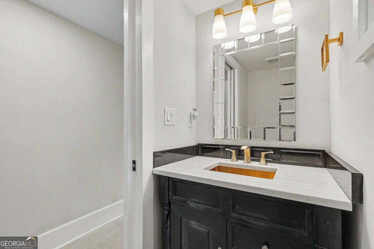 1460 Hartford Avenue Atlanta - Photo 13