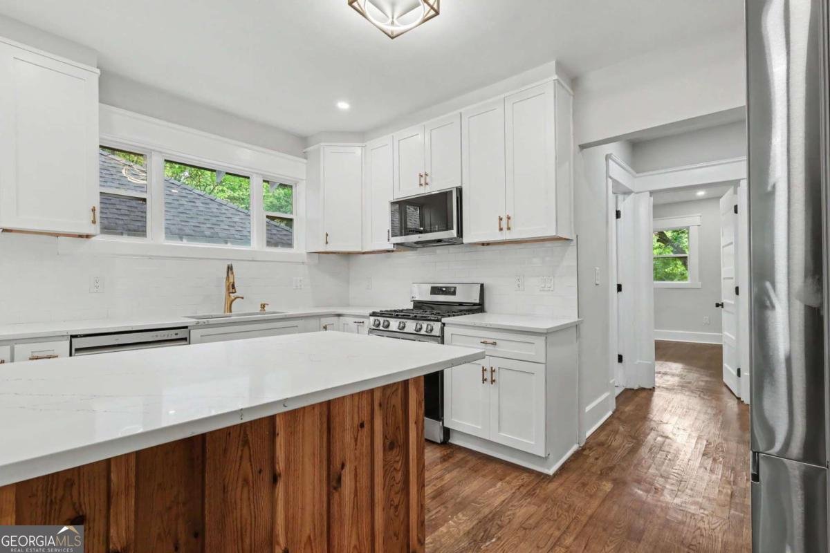 1460 Hartford Avenue Atlanta - Photo 9