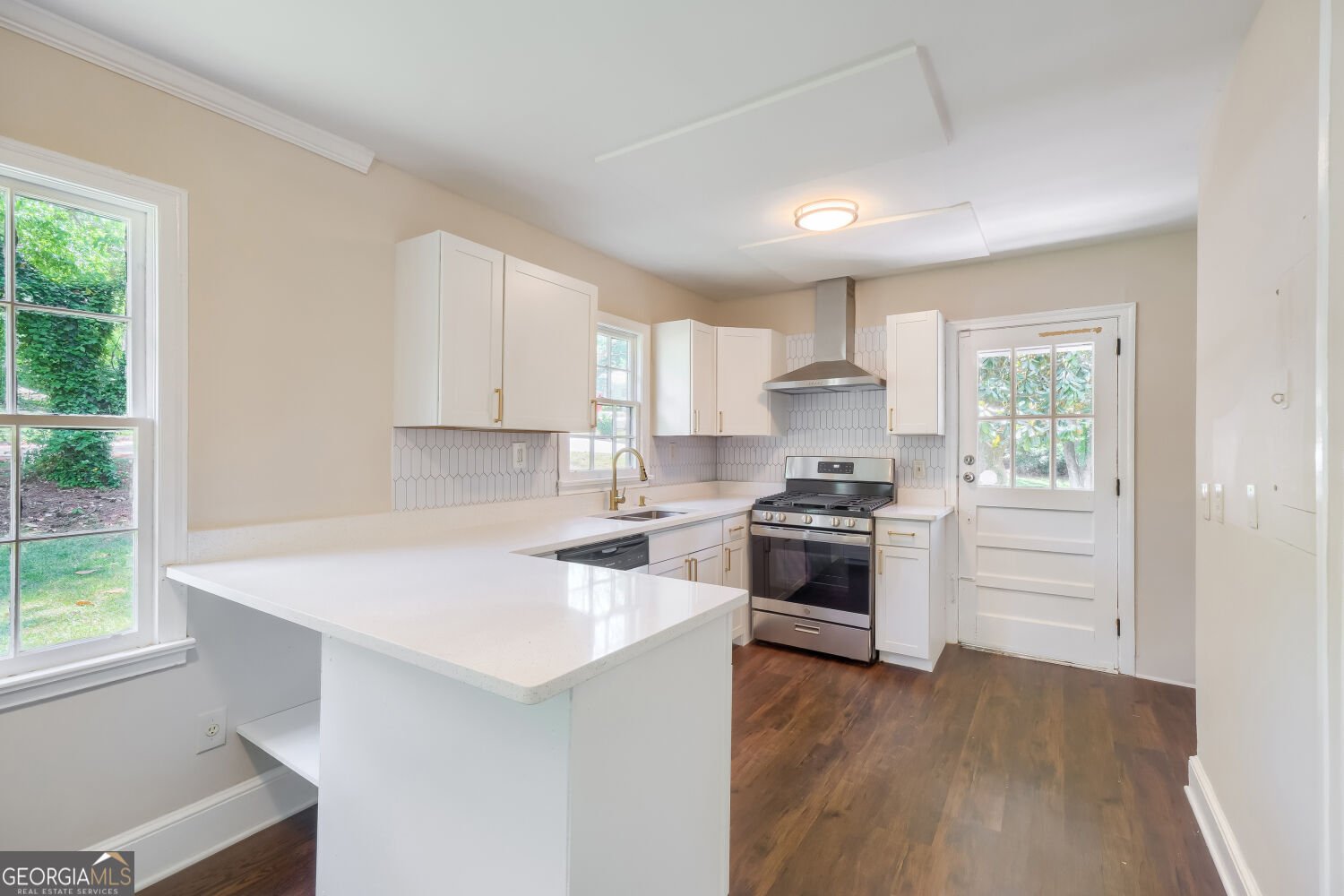 396 Forrest Ridge Drive Atlanta - Photo 8