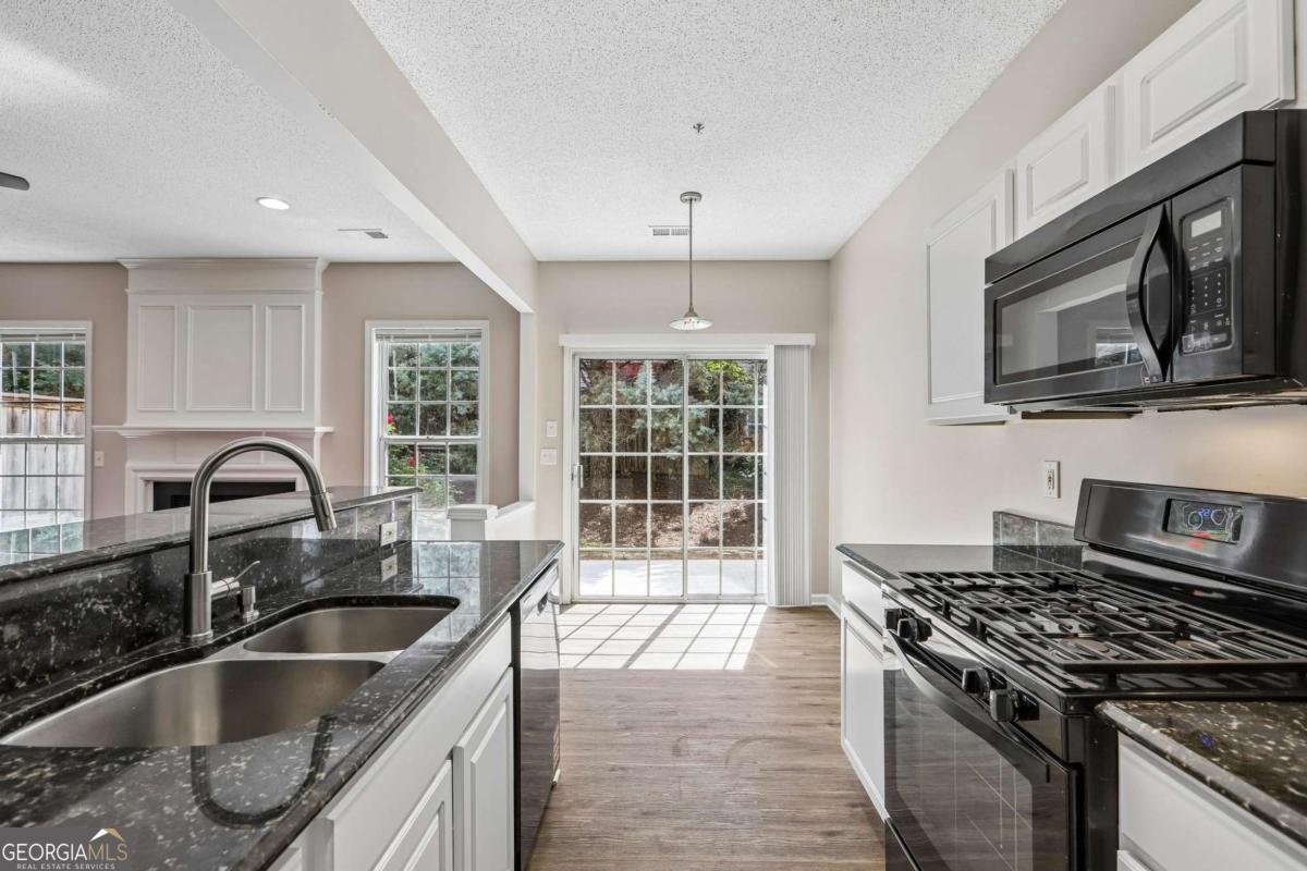2779 Ashleigh Lane Alpharetta - Photo 9