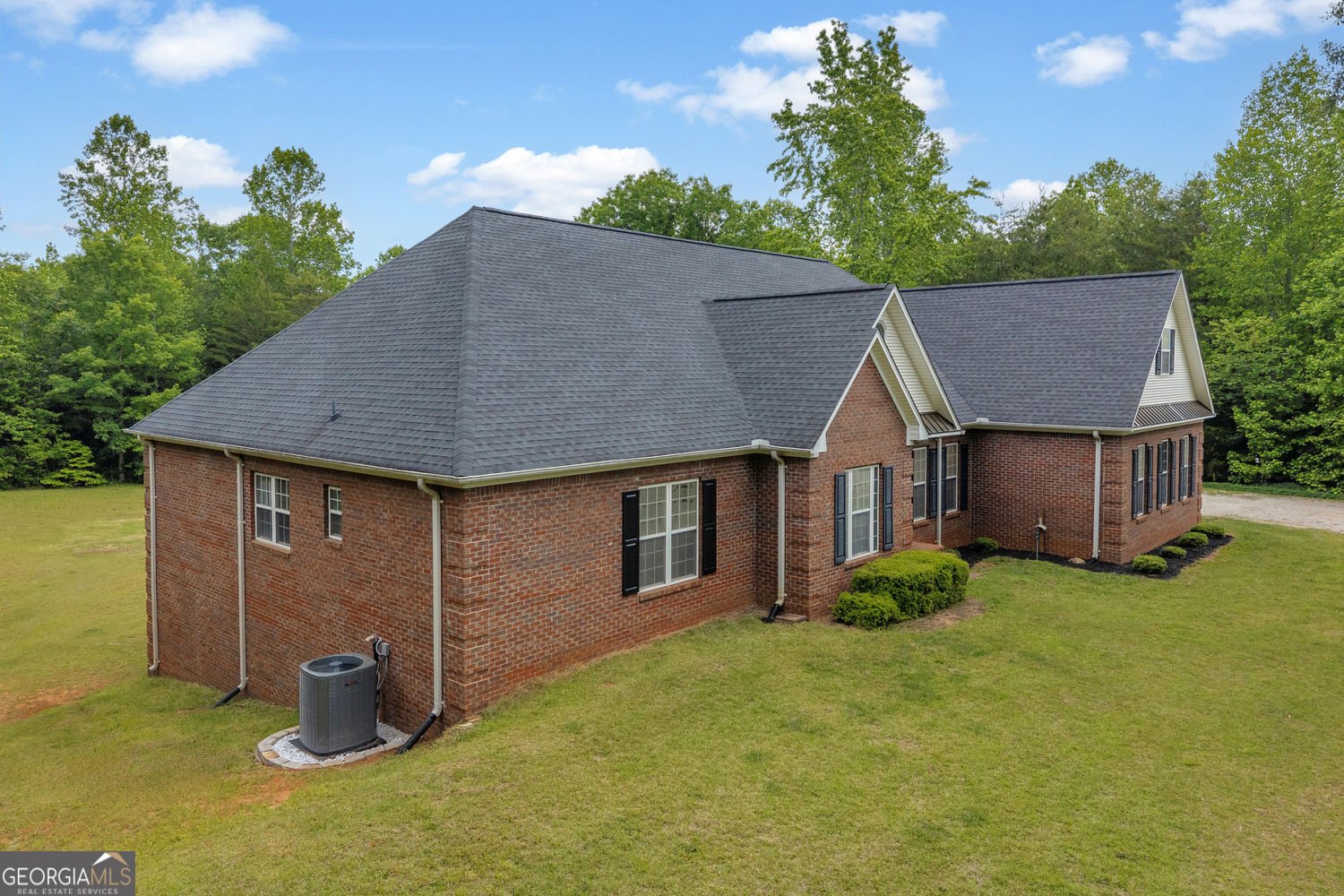 143 Pace Road Toccoa - Photo 8