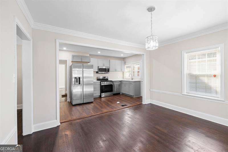 2506 Maple Street East Point - Photo 11