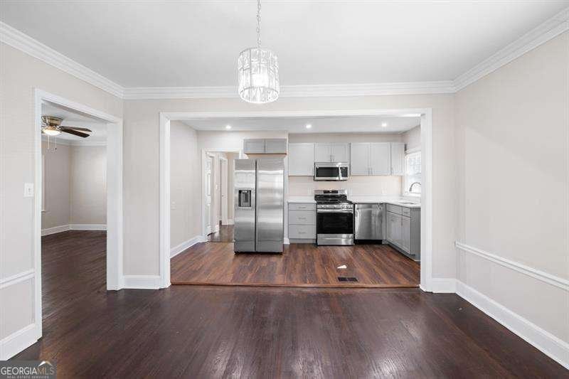 2506 Maple Street East Point - Photo 12