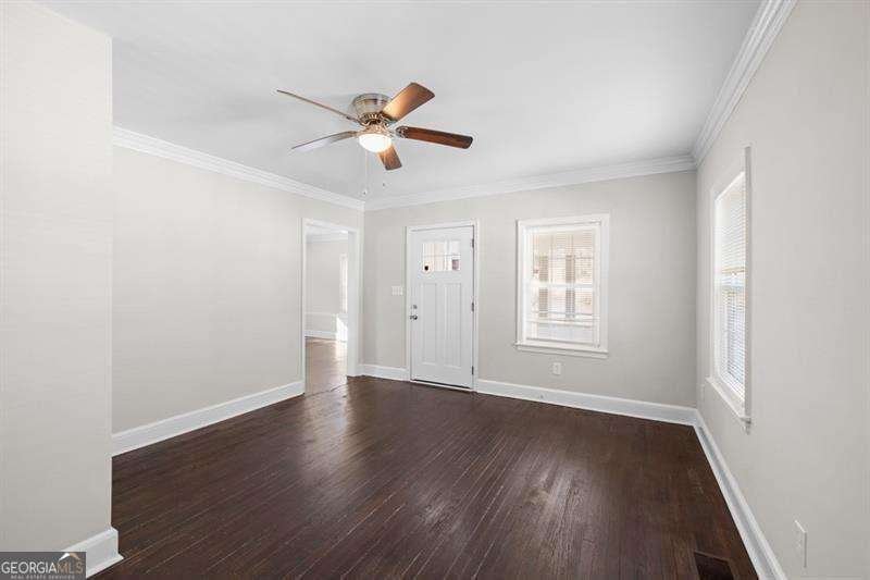 2506 Maple Street East Point - Photo 15