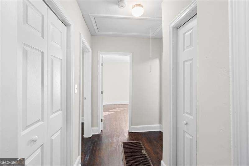 2506 Maple Street East Point - Photo 17