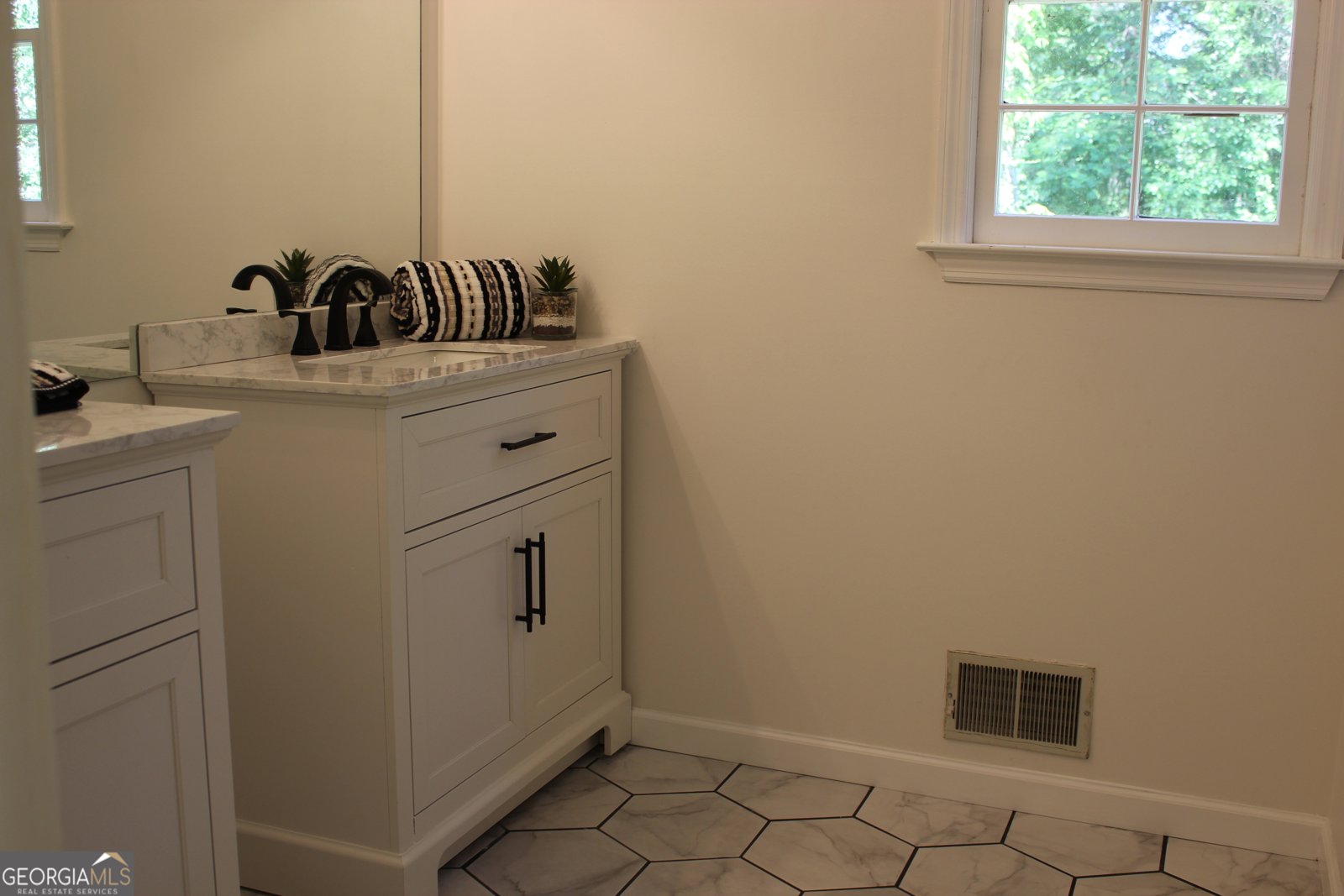 4897 Muirwood Drive Powder Springs - Photo 33