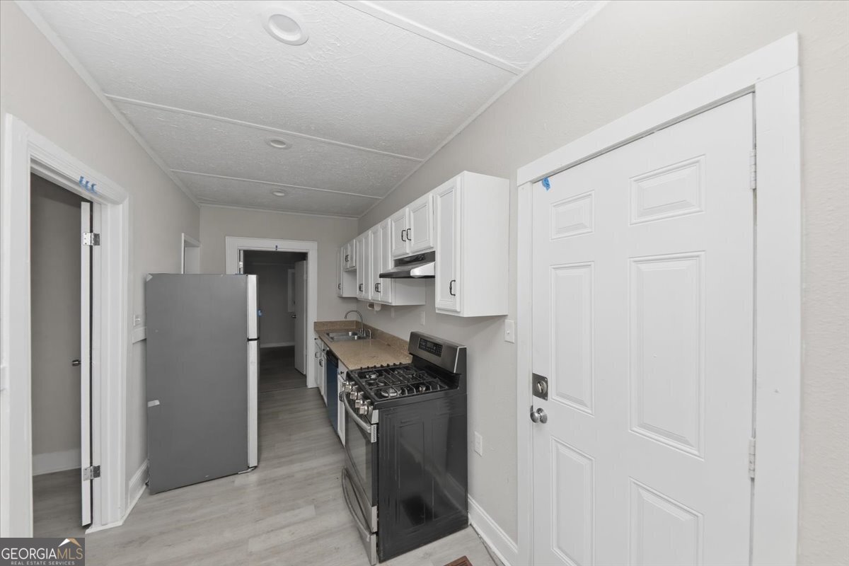 1853 Center Avenue East Point - Photo 7
