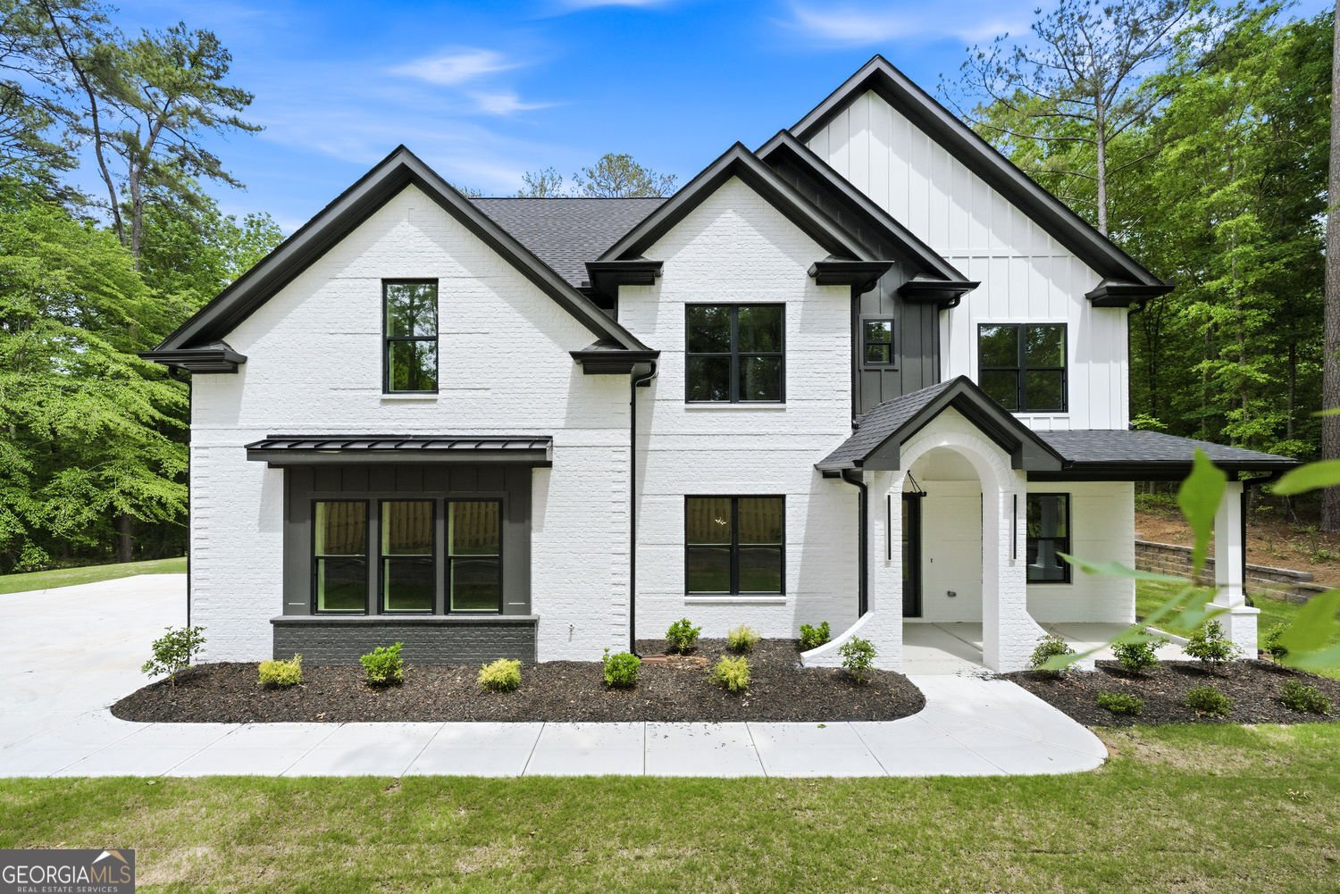 880 Bramlett Shoals Road Lawrenceville - main photo