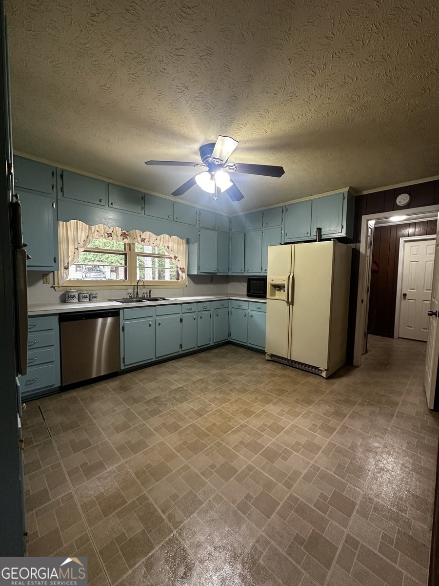 12276 Flat Shoals Road Covington - Photo 17