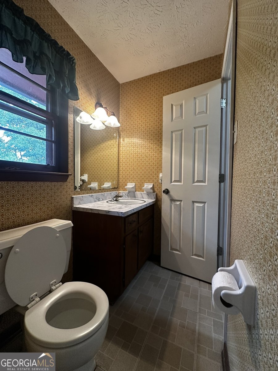 12276 Flat Shoals Road Covington - Photo 35