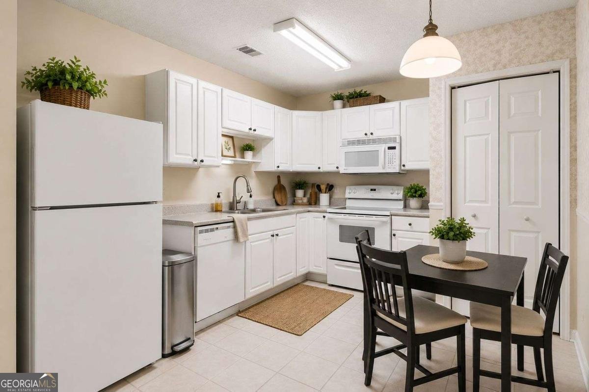 4002 Baywatch Cove Acworth - Photo 18