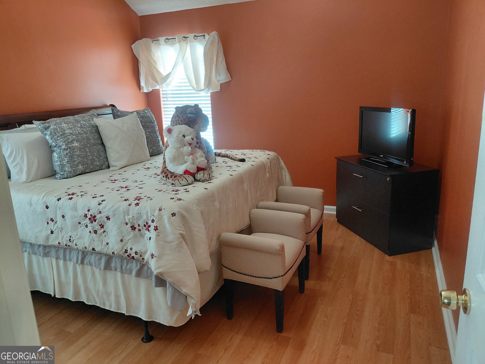 Photo 5