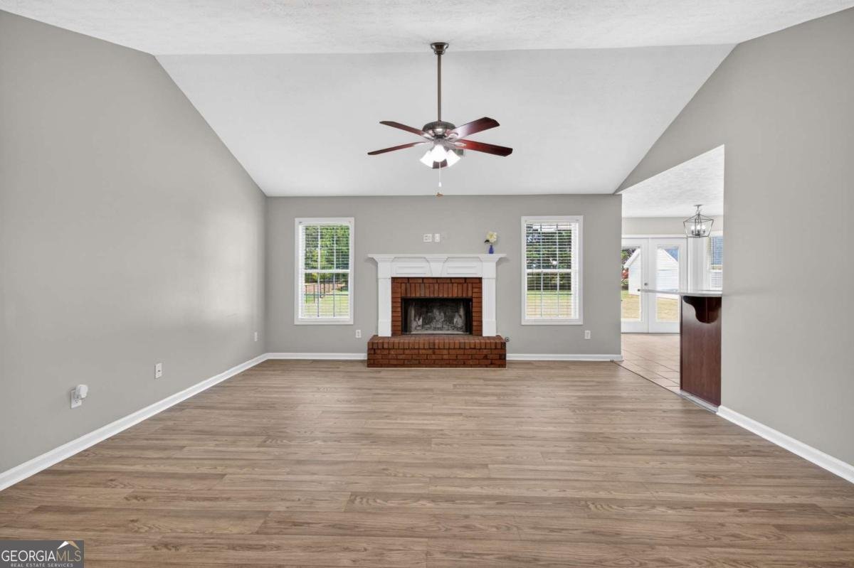705 Annslee Court Loganville - Photo 10