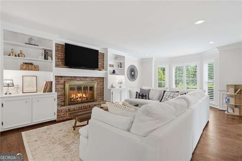 925 Kingridge Court Roswell - Photo 11