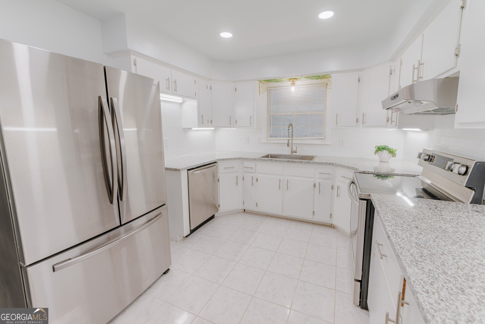 322 Sharondale Road Savannah - Photo 10