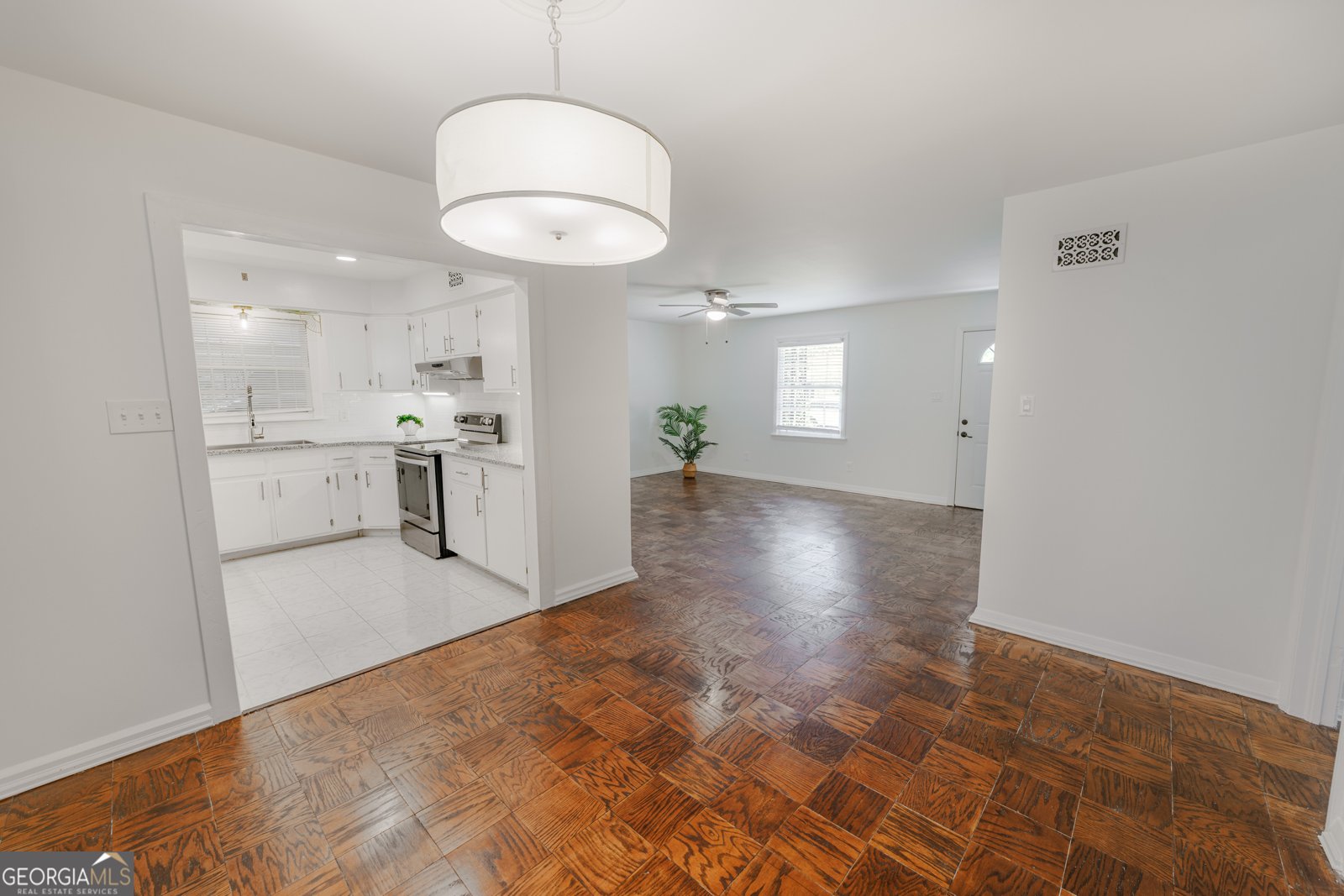322 Sharondale Road Savannah - Photo 8
