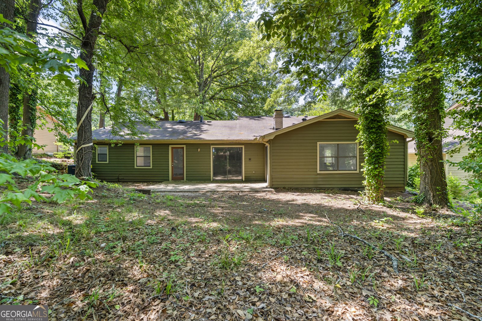 5132 Winterberry Drive Stone Mountain - main photo