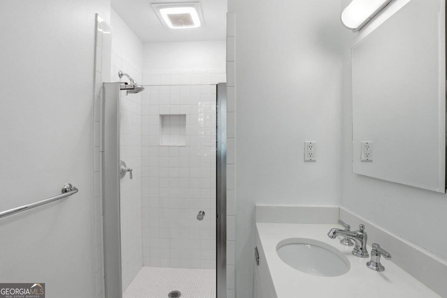 7265 Thornhill Lane Sandy Springs - Photo 19