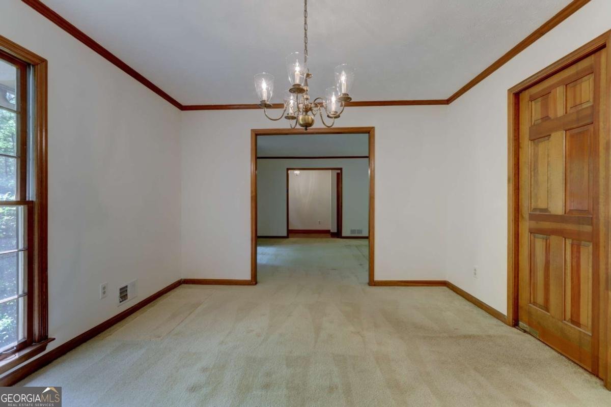 2737 Hearthstone Circle Marietta - Photo 11