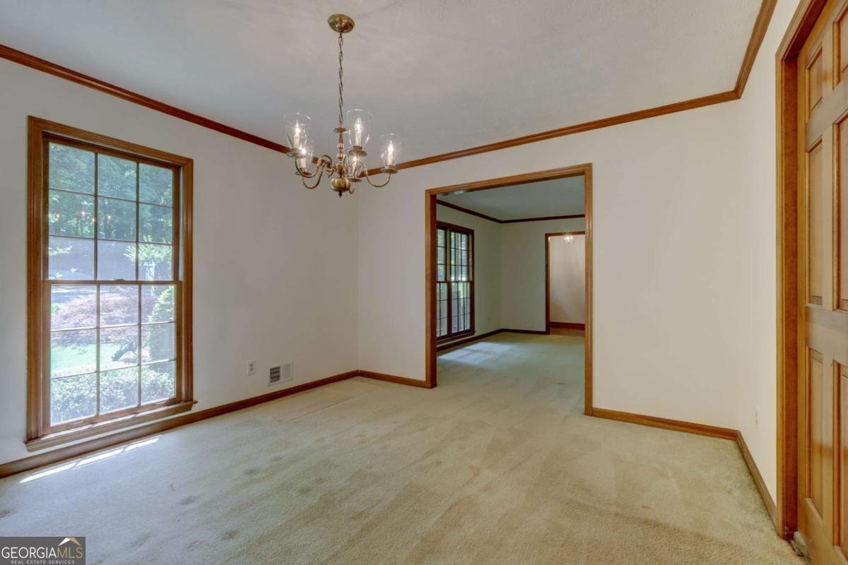 2737 Hearthstone Circle Marietta - Photo 12