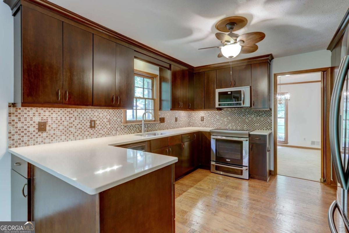 2737 Hearthstone Circle Marietta - Photo 18