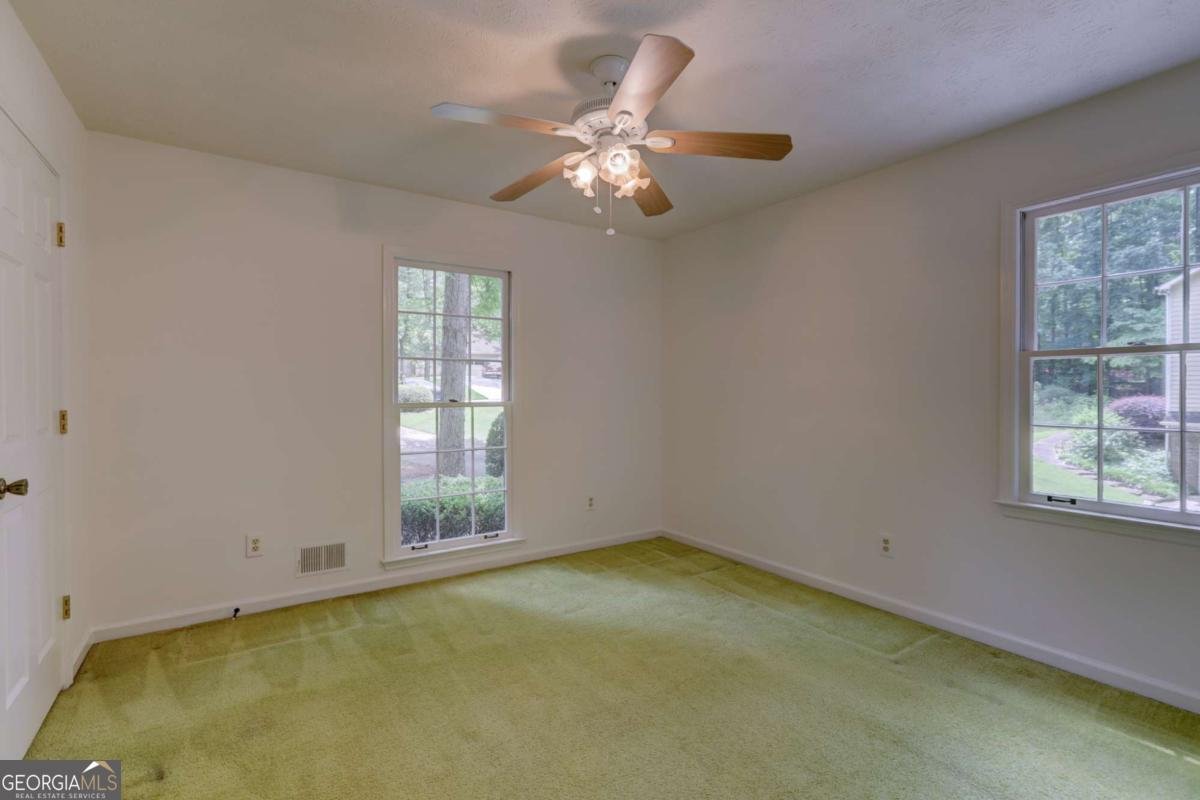 2737 Hearthstone Circle Marietta - Photo 31