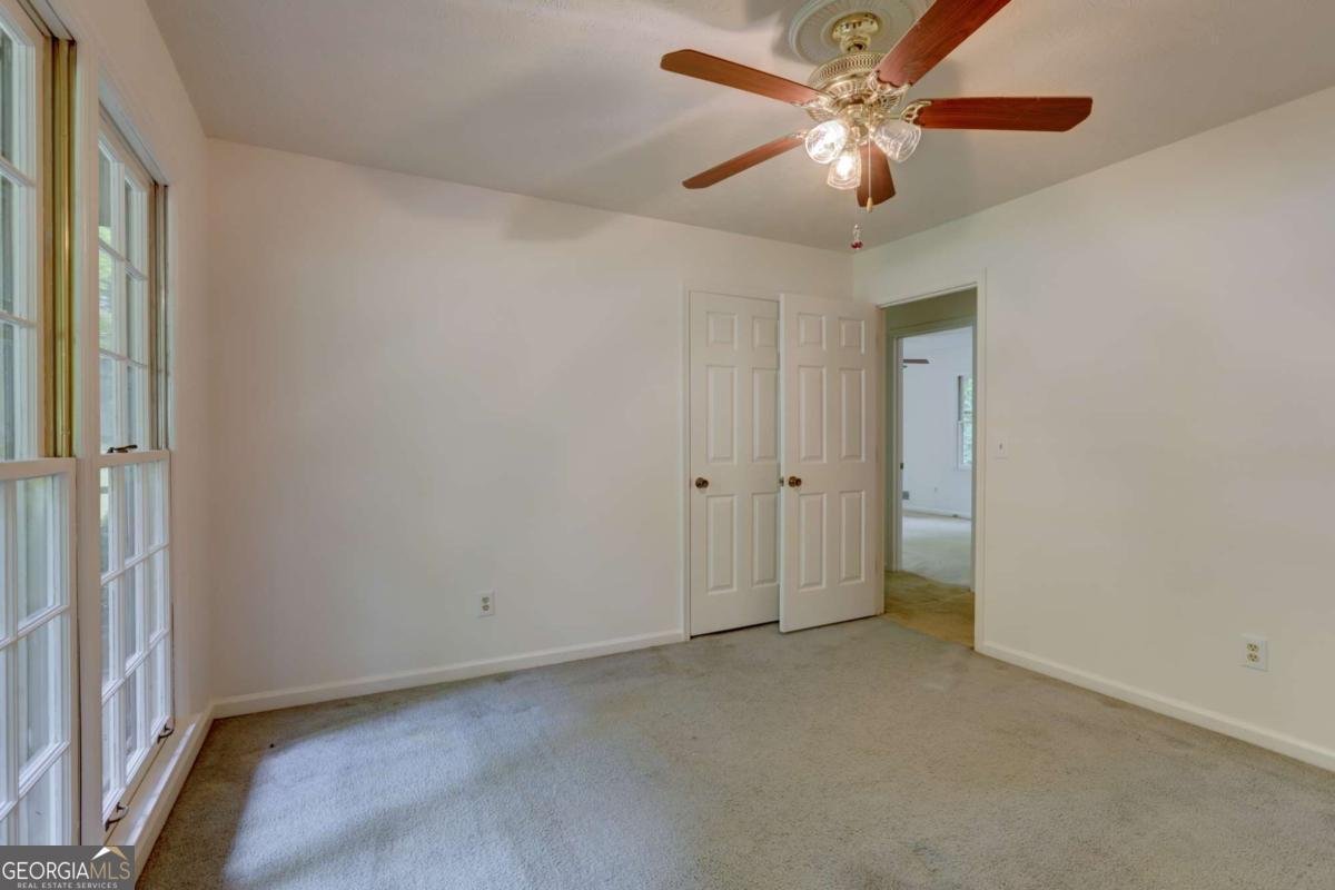 2737 Hearthstone Circle Marietta - Photo 32