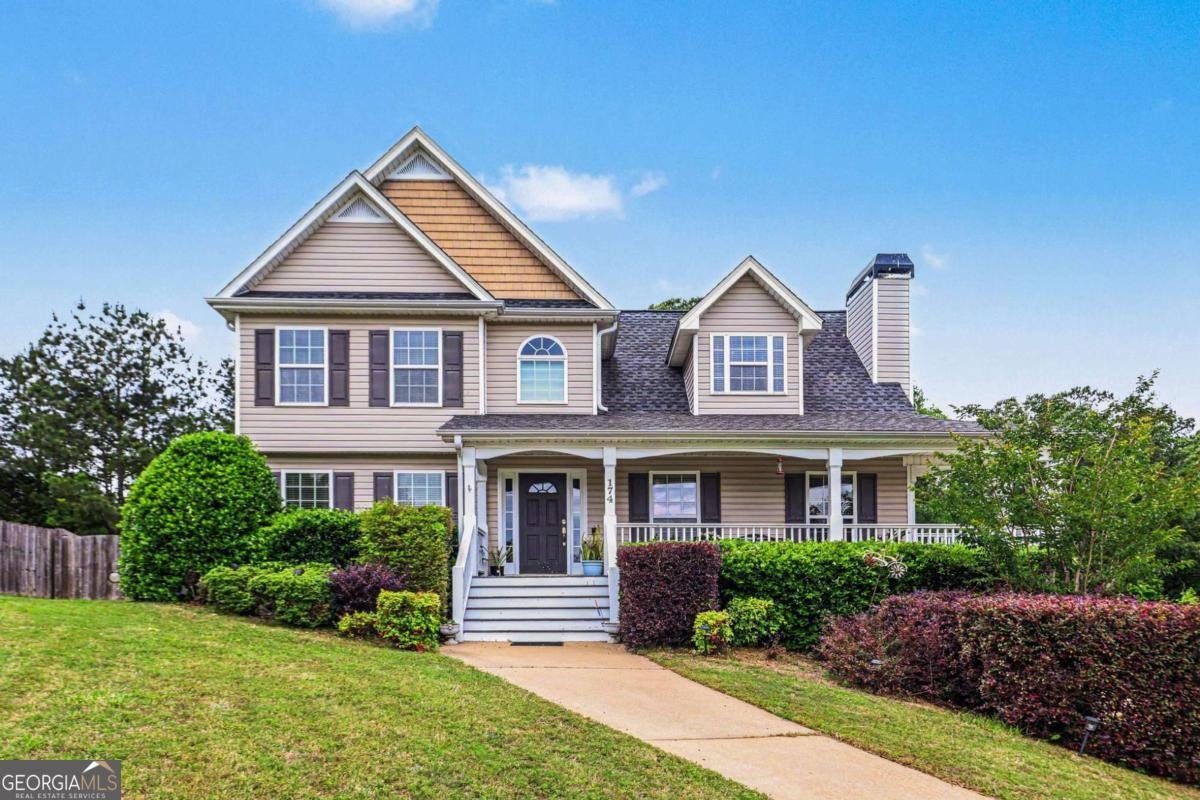 174 Ridge Brooke Lane Douglasville - main photo