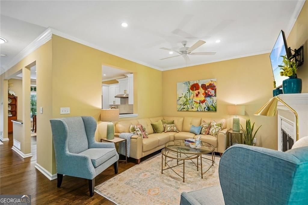 301 River Glen Drive Roswell - Photo 12