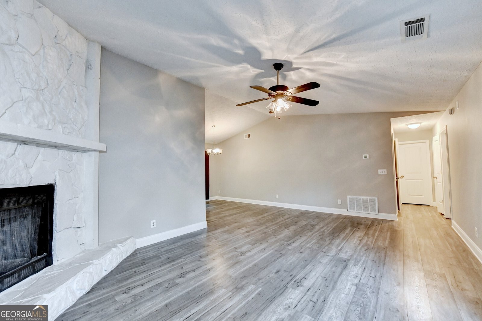 1460 Brays Mill Trace Lawrenceville - Photo 15