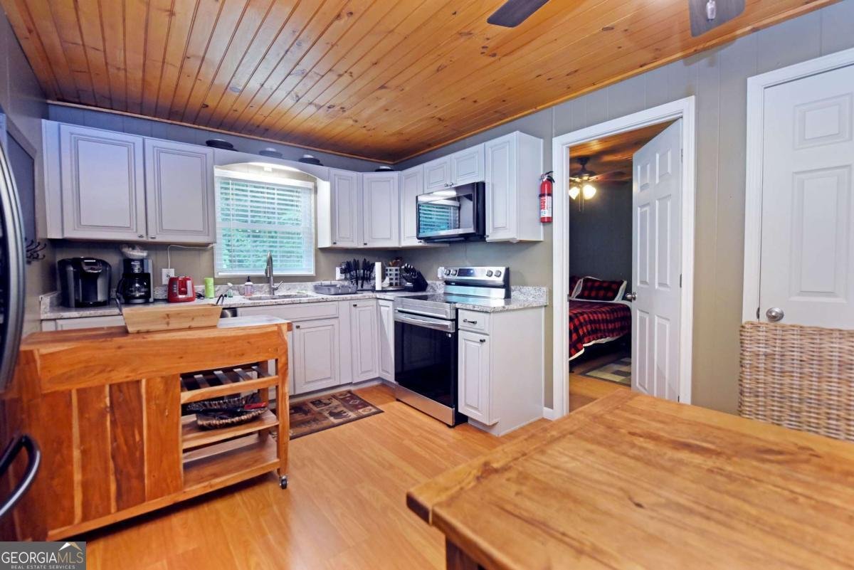 13111 Big Creek Road Cherry Log - Photo 32