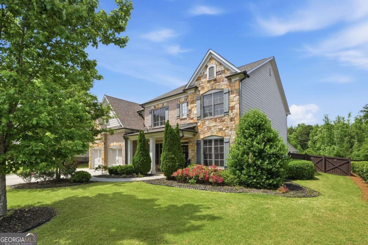 340 Blackwell Bend Alpharetta - main photo