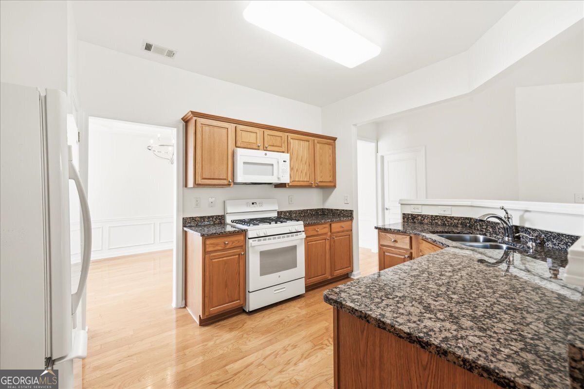 136 Churchcliff Drive Woodstock - Photo 13